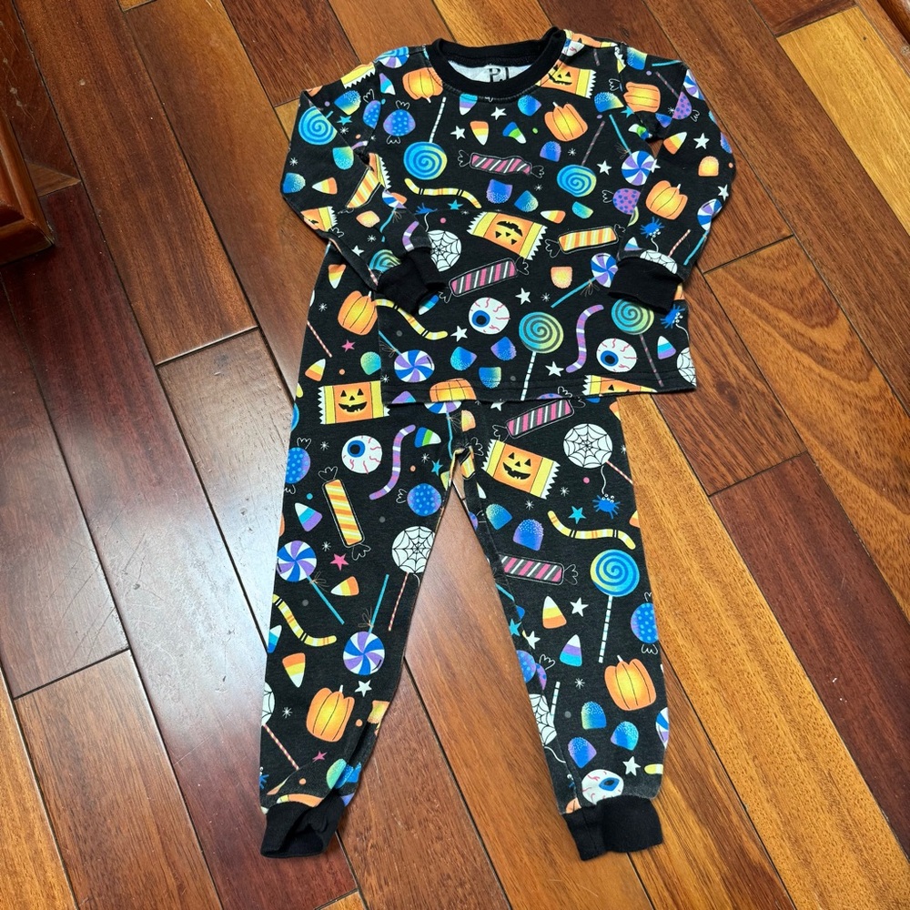 🍬 The Children's Place Halloween Pajama Candy Print Set